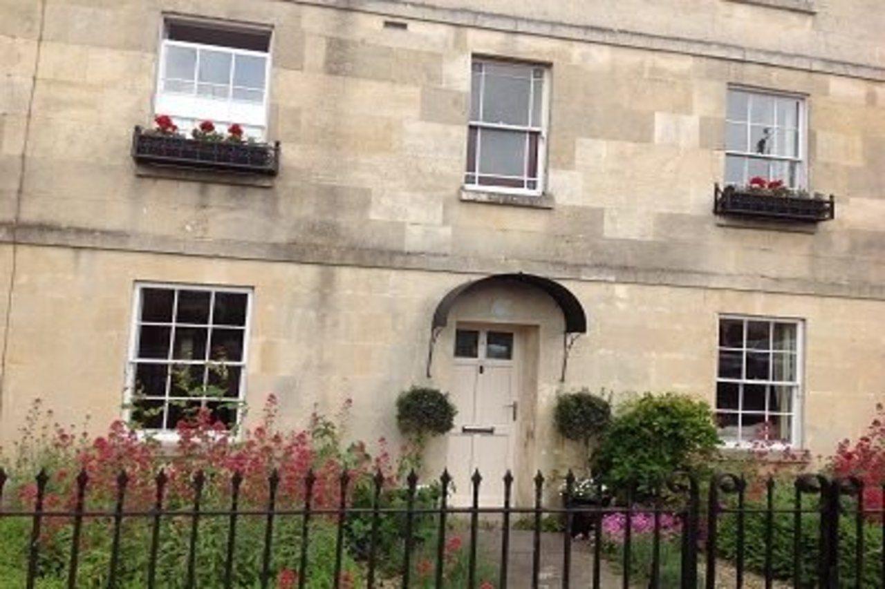 Wisteria House B&B チッペナム エクステリア 写真